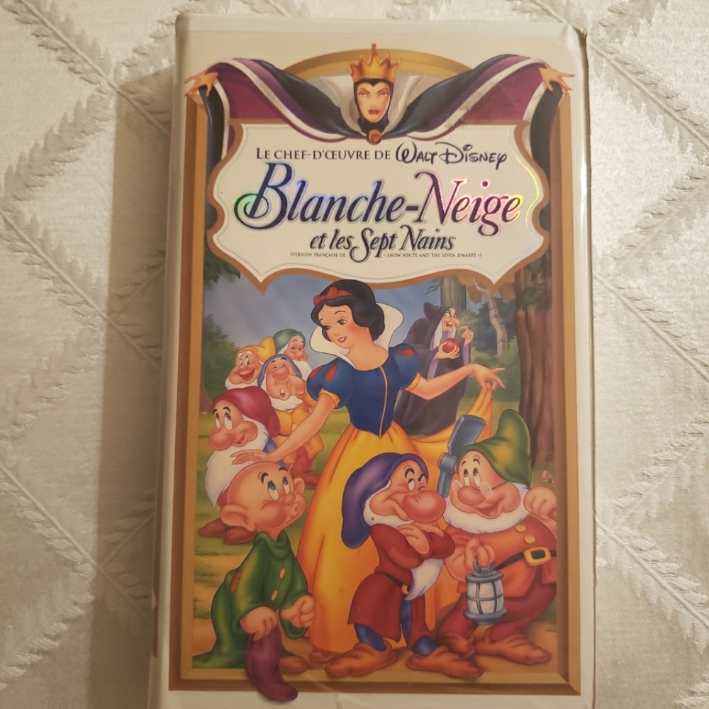 Blanche Neiges. VHS tape.